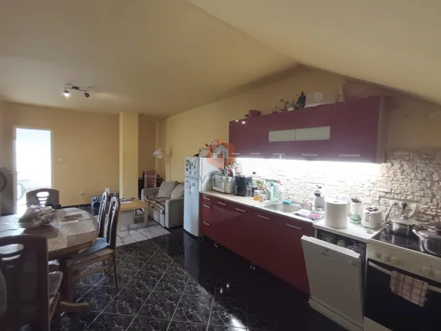 Eladó ház Pécs, Árpádtető 132 nm