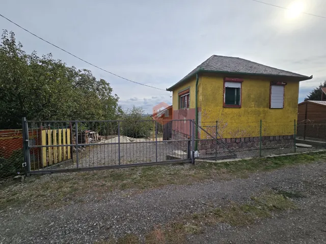 Eladó telek Pécs, Mecsekoldal 726 nm