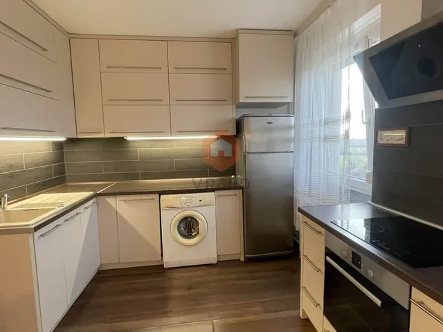 Eladó lakás Pécs, Kertváros, Malomvölgyi út 59 nm