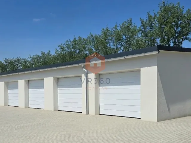 Eladó garázs Kozármisleny 19 nm