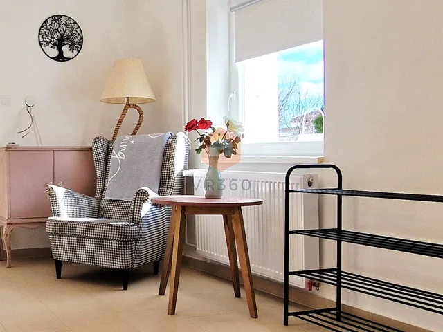 Kiadó ház Kozármisleny, Hunyadi 77 nm