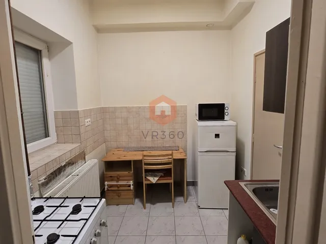 Eladó lakás Pécs, Belváros 34 nm