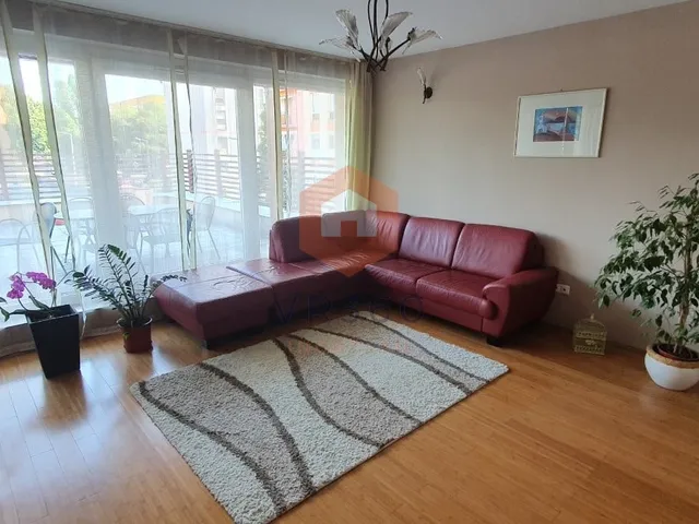 Kiadó lakás Pécs, Kertváros, Nagy Imre út 81 nm