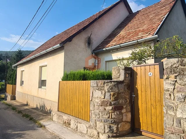 Eladó ház Pécs, Mecsekoldal 92 nm