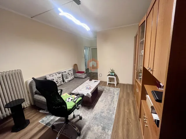 Kiadó lakás Pécs, Egyetemváros 54 nm