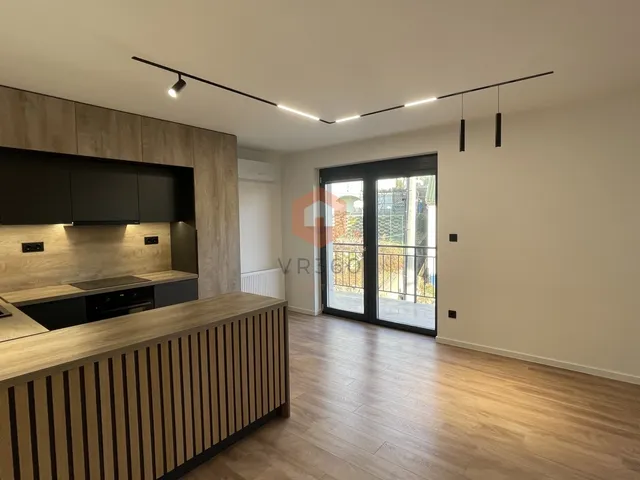 Eladó lakás Pécs, Mecsekoldal 76 nm