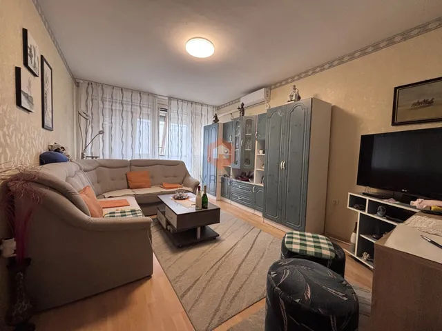 Eladó lakás Pécs, Kertváros 64 nm