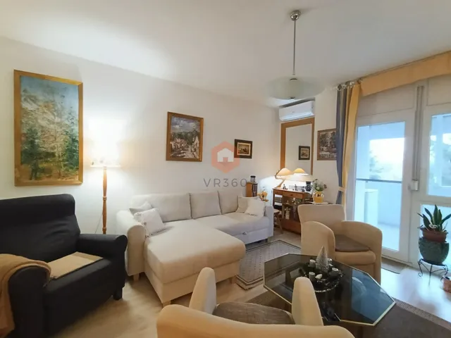 Eladó lakás Pécs, Kertváros, Mécsvirág utca 76 nm