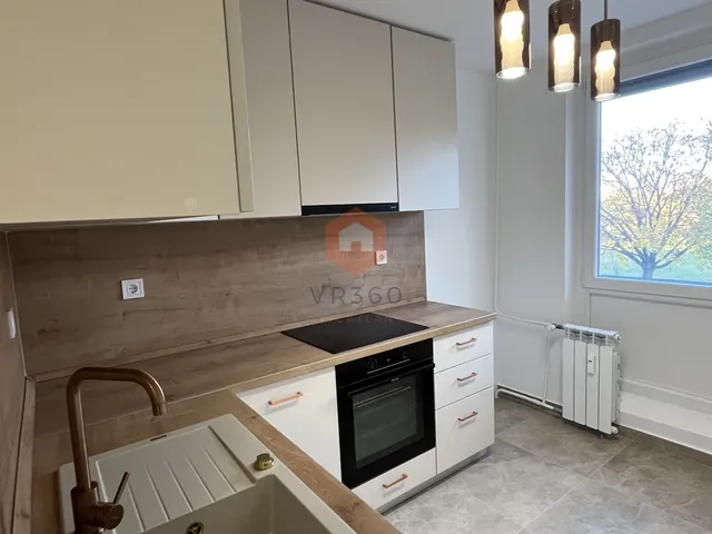 Eladó lakás Pécs, Kertváros 52 nm