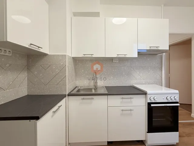 Eladó lakás Pécs, Belváros, József Attila utca 64 nm