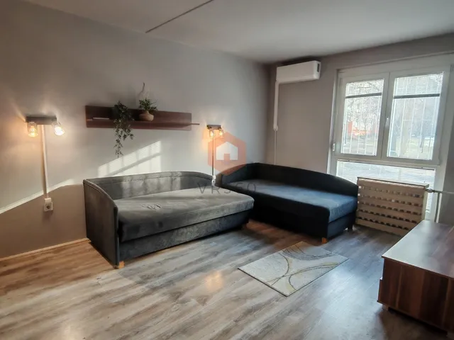 Eladó lakás Pécs, Kertváros 39 nm