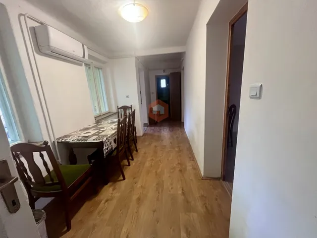 Kiadó ház Pécs, Kertváros 74 nm