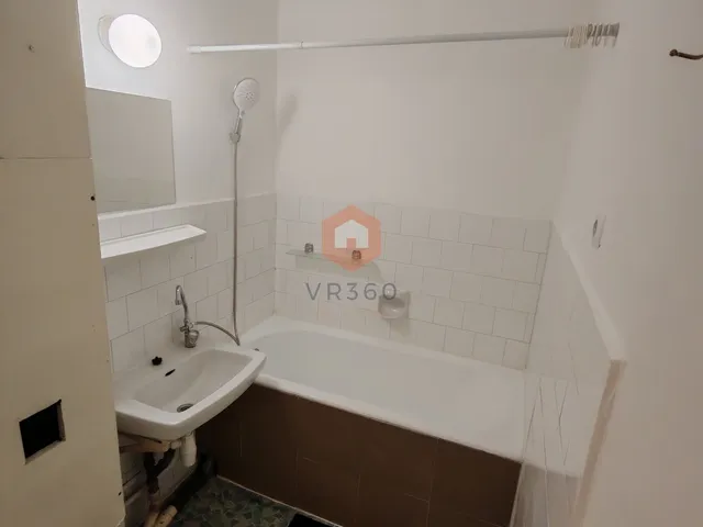 Kiadó lakás Pécs, Egyetemváros 36 nm