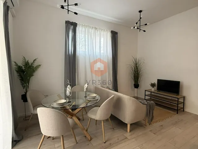 Eladó lakás Pécs, Belváros, Apáca utca 70 nm