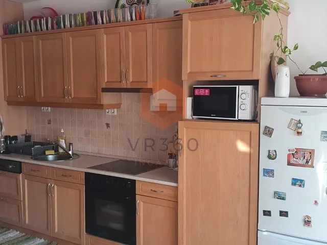 Kiadó lakás Pécs, Belváros, Attila utca 70 nm