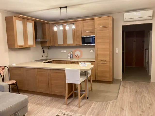 Kiadó lakás Pécs, Belváros, Anna utca 64 nm