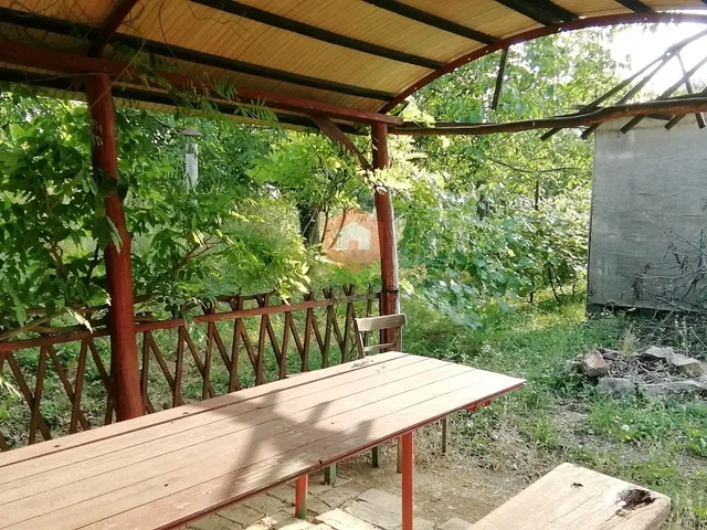 Eladó üdülő és hétvégi ház Nyugotszenterzsébet 30 nm