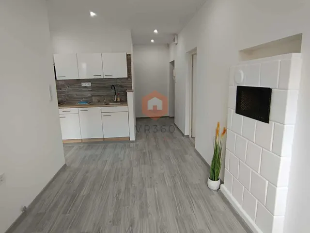 Eladó lakás Komló 49 nm