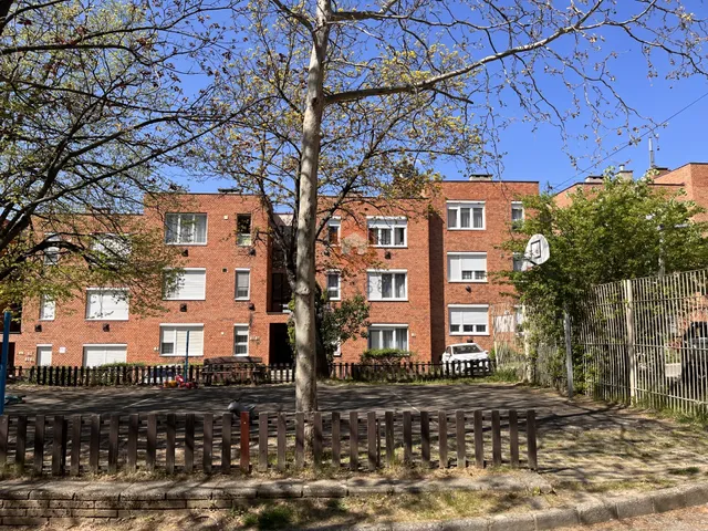 Kiadó lakás Pécs, Mecsekoldal, Haas Mihály tér 54 nm