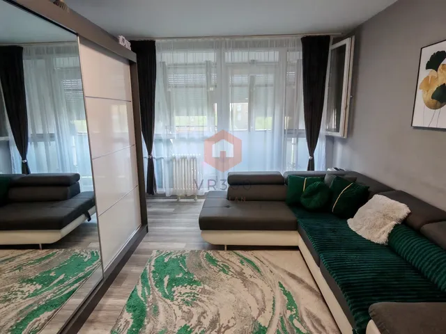 Eladó lakás Komló 59 nm