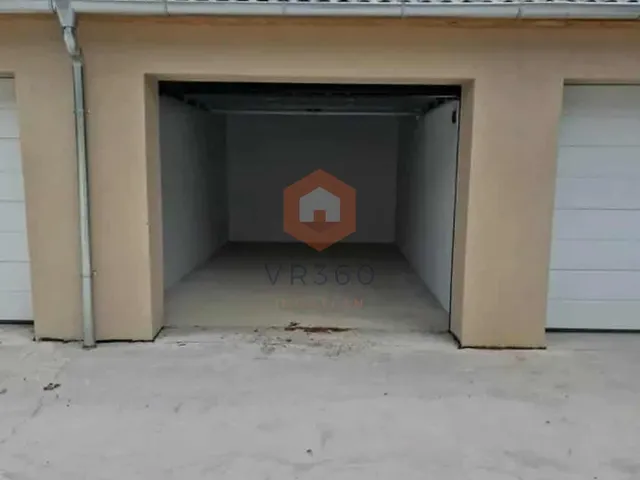Eladó garázs Pécs, Kertváros 19 nm