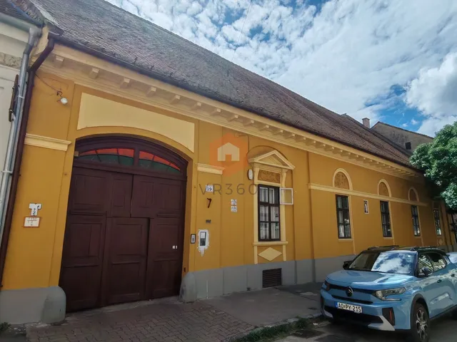 Eladó lakás Pécs, Belváros 85 nm