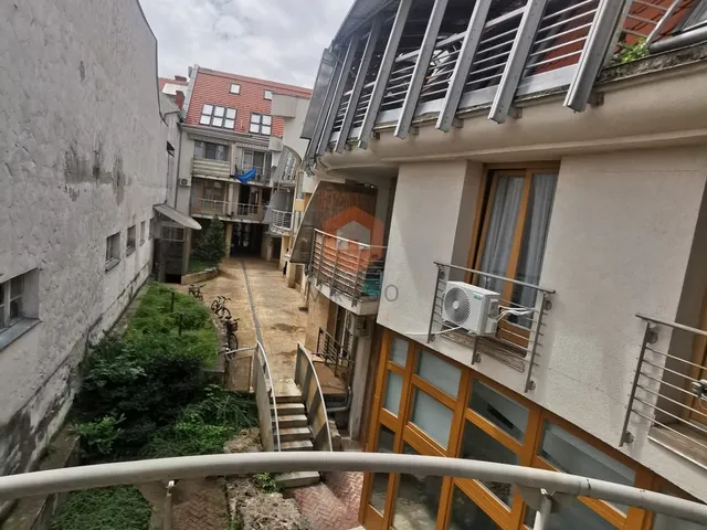 Kiadó lakás Pécs, Belváros 64 nm