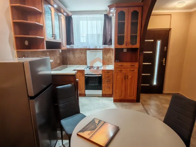 Kiadó lakás Pécs, Mecsekoldal 80 nm