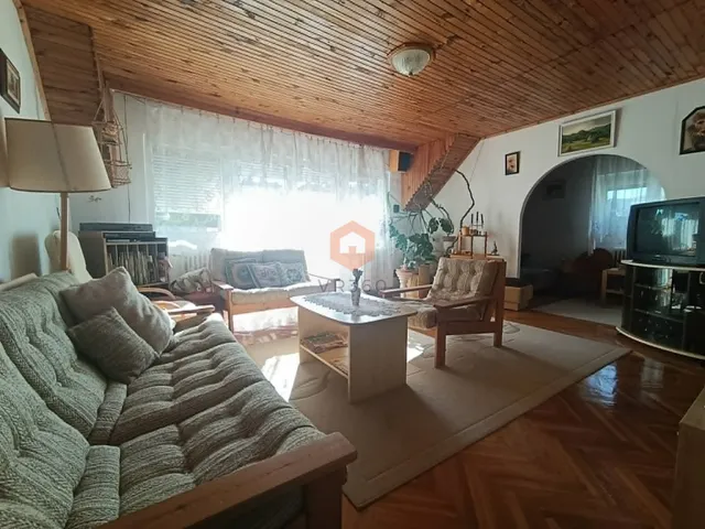 Eladó ház Pécs, Bálics, Bálicsi út 170 nm