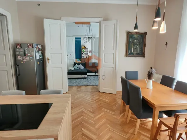 Eladó lakás Pécs, Belváros 132 nm