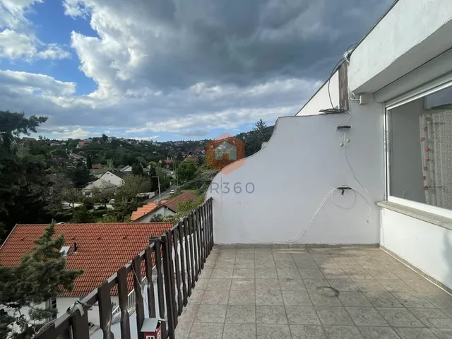 Eladó ház Pécs, Mecsekoldal 150 nm