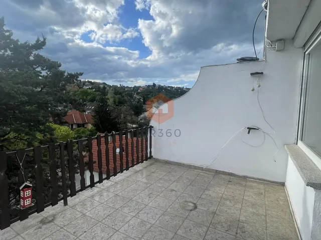 Eladó ház Pécs, Mecsekoldal, Bálicsi út 150 nm