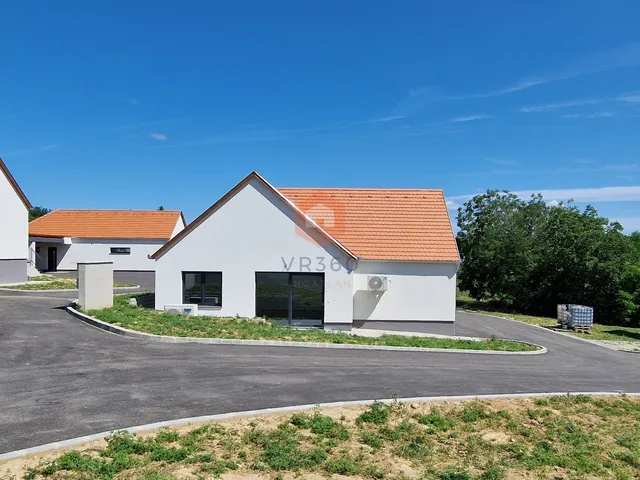 Eladó ház Nagykozár 92 nm