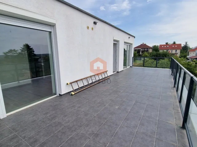 Eladó lakás Pécs, Málomi szőlőhegy 99 nm