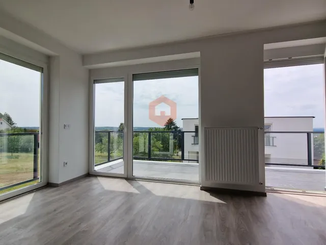 Eladó lakás Pécs, Málomi szőlőhegy 99 nm