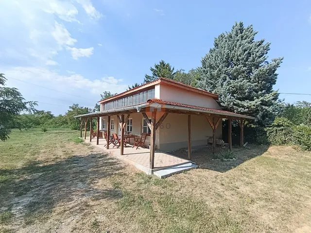 Eladó ház Pécs, Újhegy, Bogádi út 75 nm