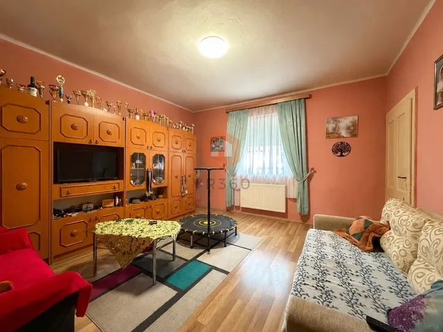 Eladó ház Pécs, Vasas, C. utca 82 nm