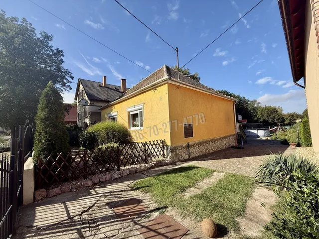 Eladó ház Oroszlány, Borbálatelep 113 nm