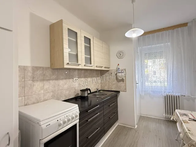 Kiadó lakás Oroszlány 38 nm