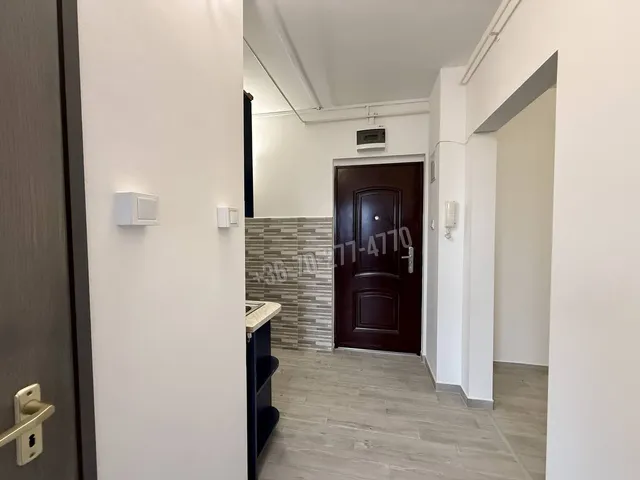 Eladó lakás Oroszlány 36 nm