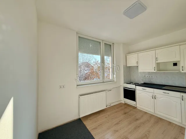 Kiadó lakás Oroszlány 40 nm