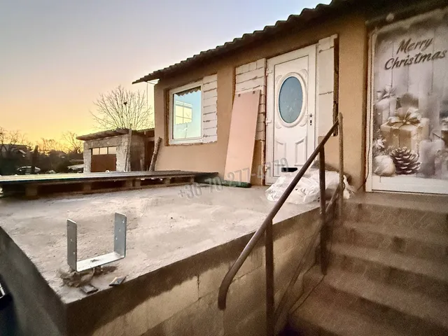 Eladó ház Szomód 170 nm