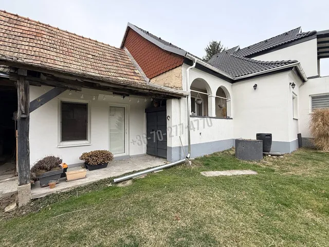 Eladó ház Oroszlány 153 nm