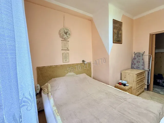 Eladó lakás Oroszlány, Óváros 57 nm