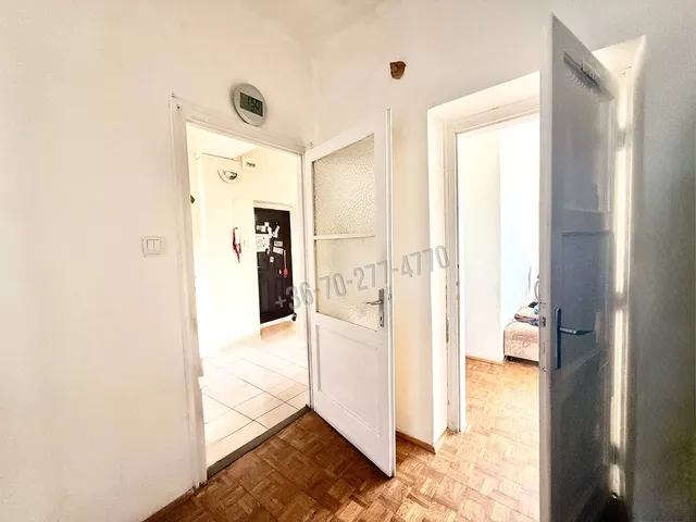 Eladó lakás Oroszlány, Óváros 71 nm