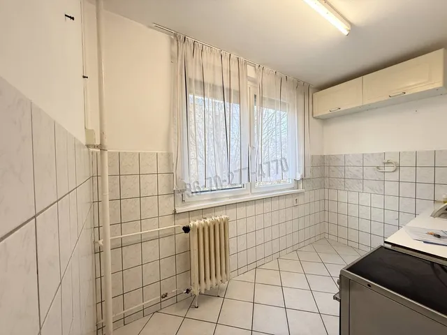 Eladó lakás Oroszlány 63 nm