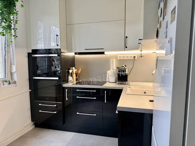 Eladó lakás Tatabánya, Újváros 52 nm