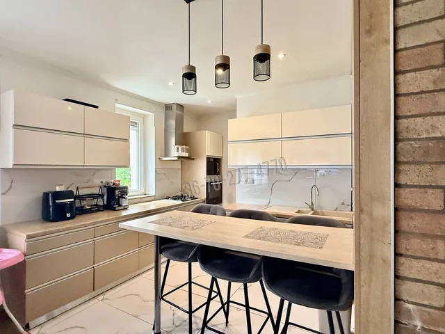 Eladó lakás Oroszlány, Óváros 58 nm