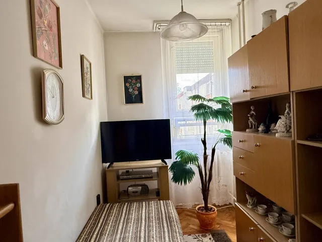Eladó lakás Oroszlány 43 nm