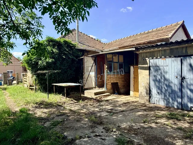 Eladó ház Oroszlány, Borbálatelep 90 nm